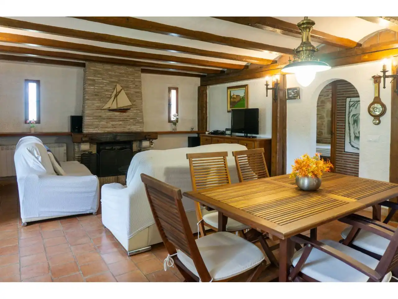 Sala de estar de Finca rústica en venta en Castell d'Aro, Platja d'Aro i s'Agaró con Calefacción, Jardín privado y Terraza