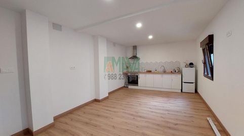 Foto 2 de Apartamento en venta en San Cibrao das Viñas, Ourense
