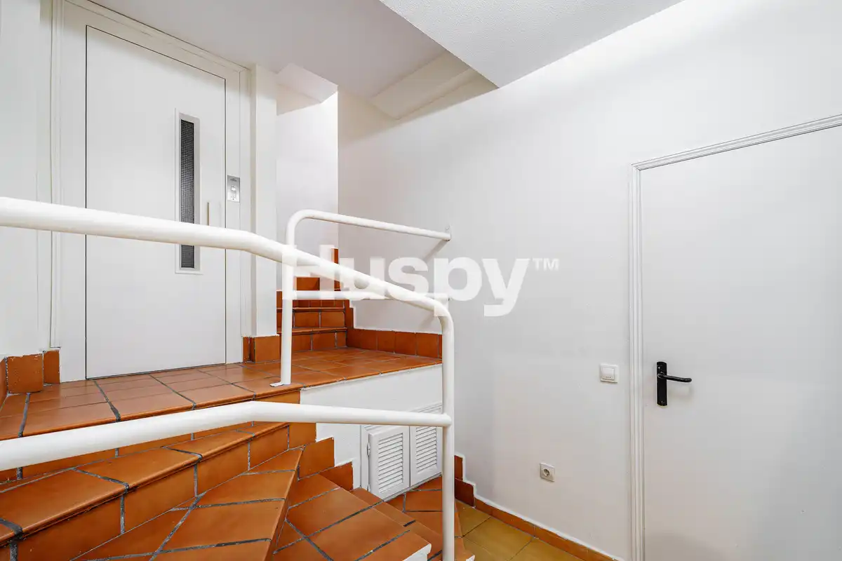 Reihenhaus mit Terrasse zum Verkauf in Calle de la Bahía de Santander, imagen 33