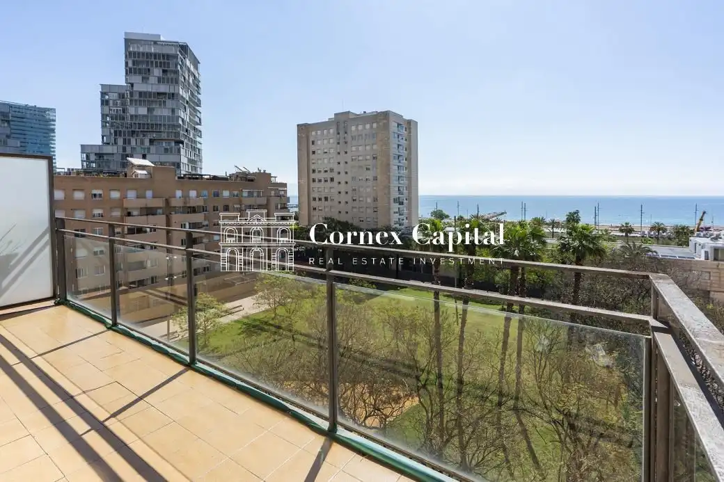Vista exterior de Dúplex en venda en Barcelona amb Aire condicionat, Calefacció i Jardí privat