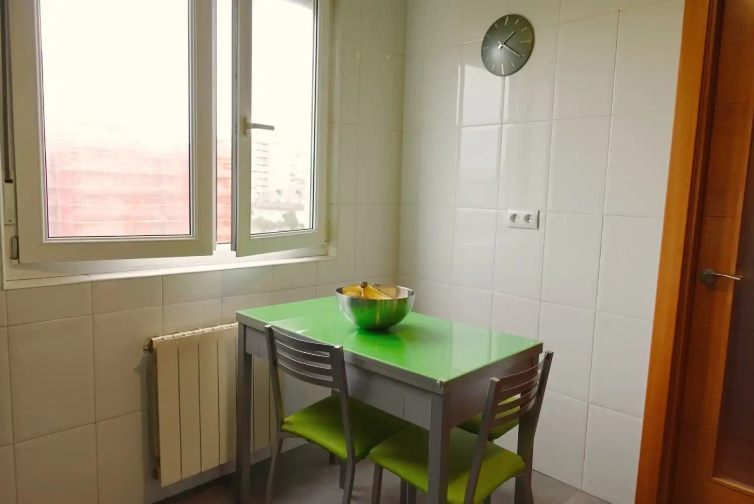 Cocina de Piso en venta en Laredo con Calefacción