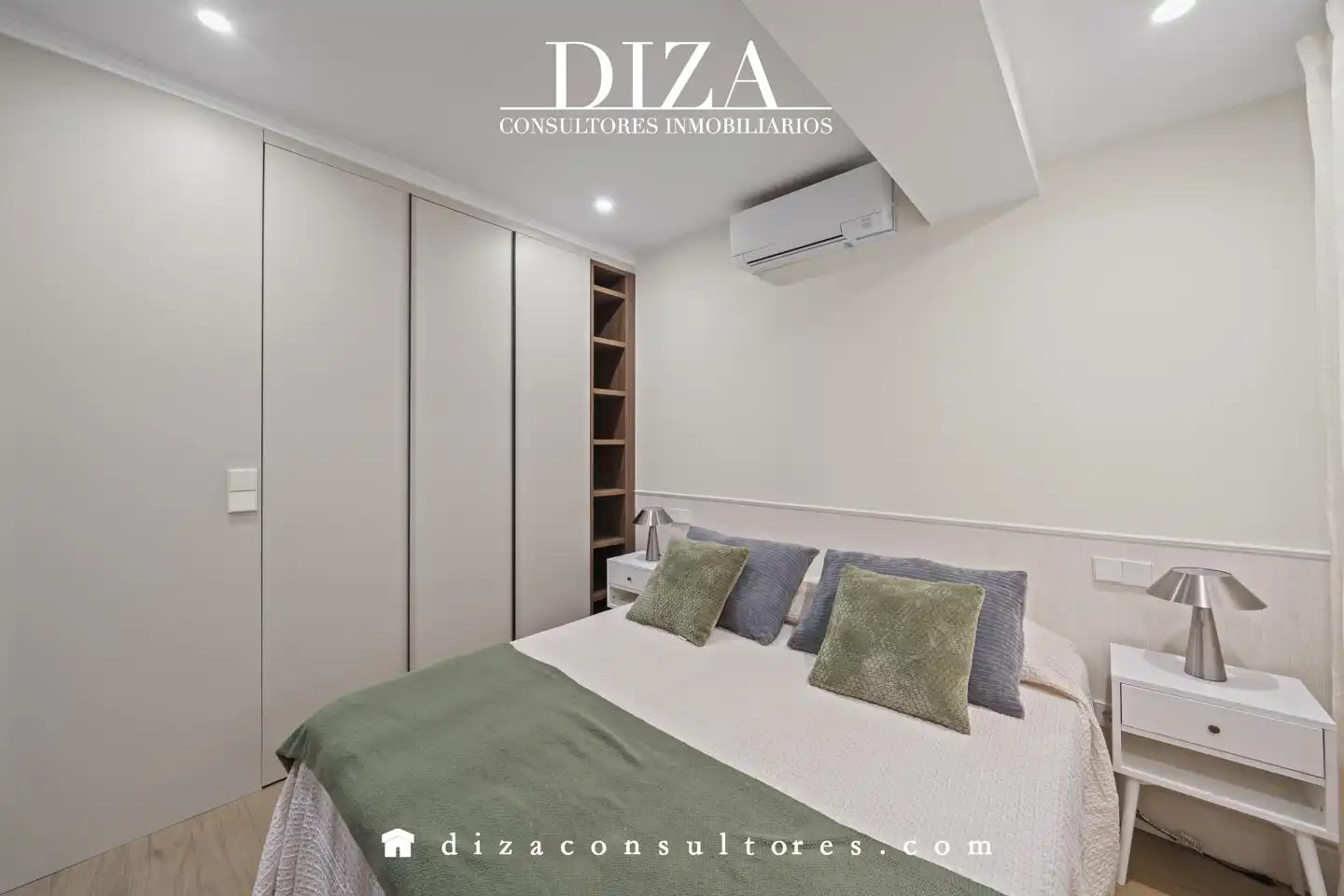 Schlafzimmer von Wohnung zur Miete in Madrid mit Klimaanlage, Heizung und Möbliert