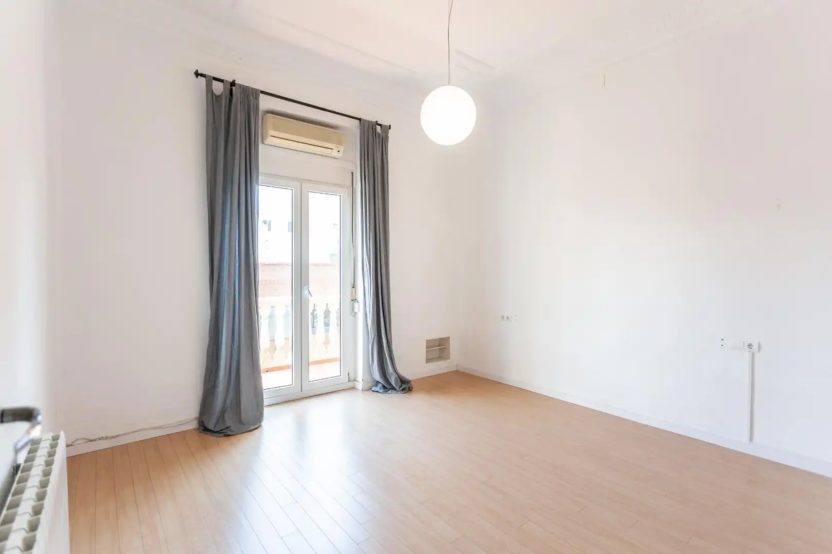 Flat for rent in Calle SALAMANCA, 20, Gran Via