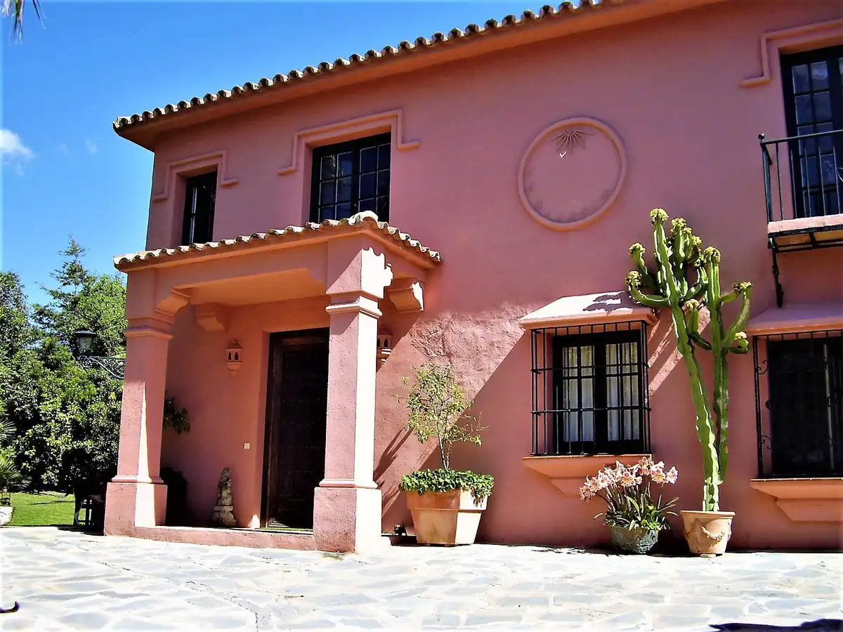 Haus mit Pool zum Verkauf in San Pedro de Alcántara