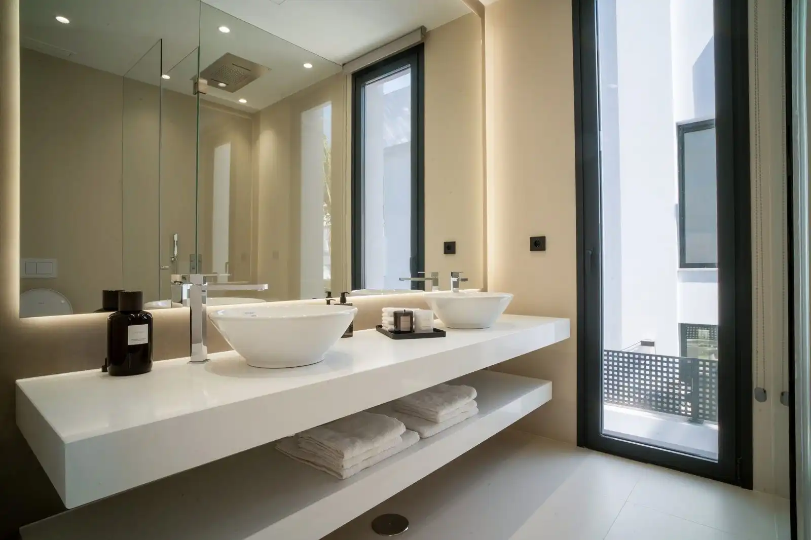 Baño de Casa o chalet en venta en Marbella con Aire acondicionado, Calefacción y Jardín privado