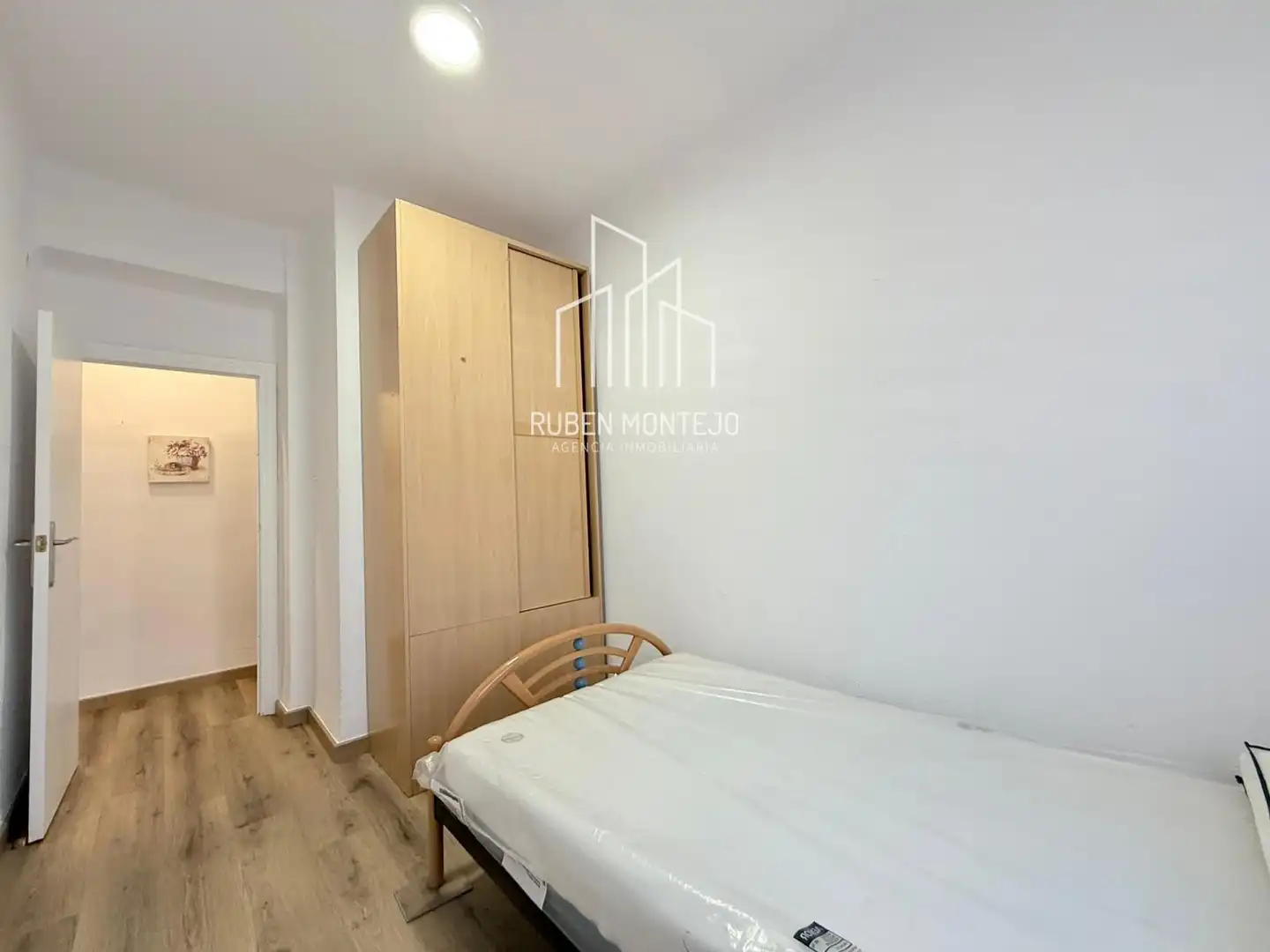 Bedroom of Flat for rent in Salamanca  with Heating, Storage room and Furnished