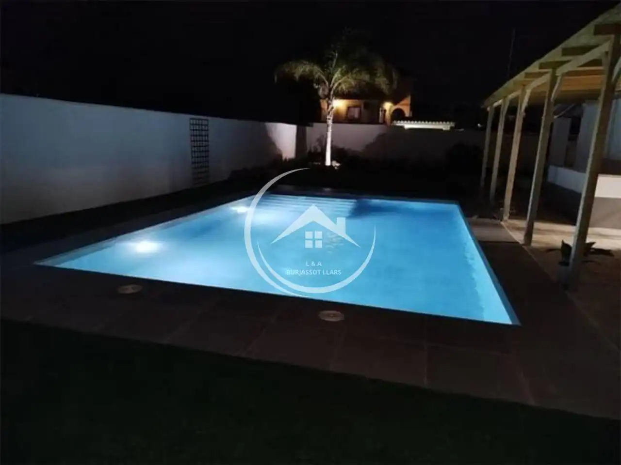 Piscina de Casa o xalet en venda en Riba-roja de Túria amb Aire condicionat, Jardí privat i Terrassa