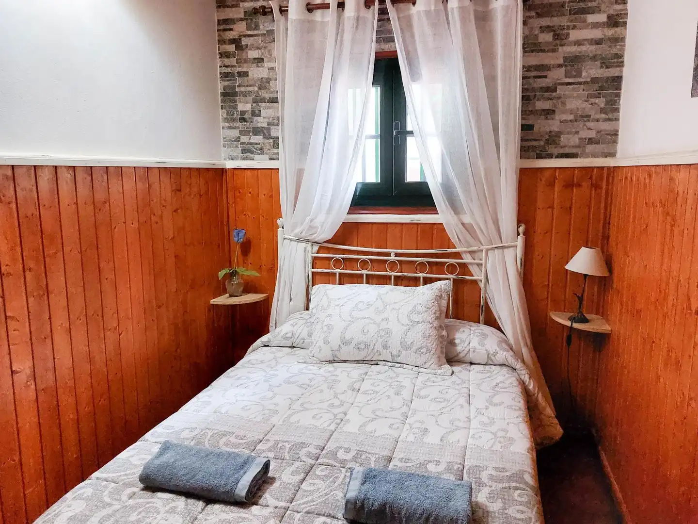 Habitación de Finca rústica en venta en Hermigua con Jardín privado, Terraza y Amueblado