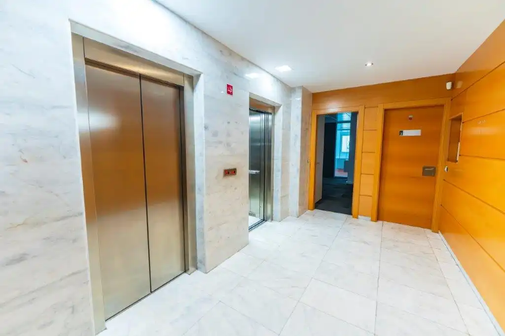 Büro mit Aufzug zur Miete in Rambla de Ferran 1, imagen 24