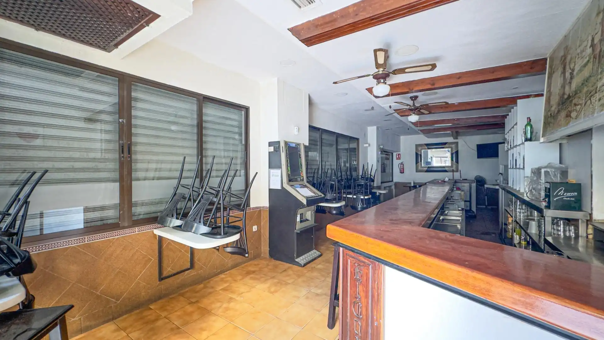Local comercial en venta en Calle reyes católicos 22, imagen 4