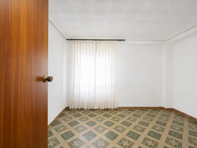 Bedroom of Flat for sale in Valencia  with Balcony