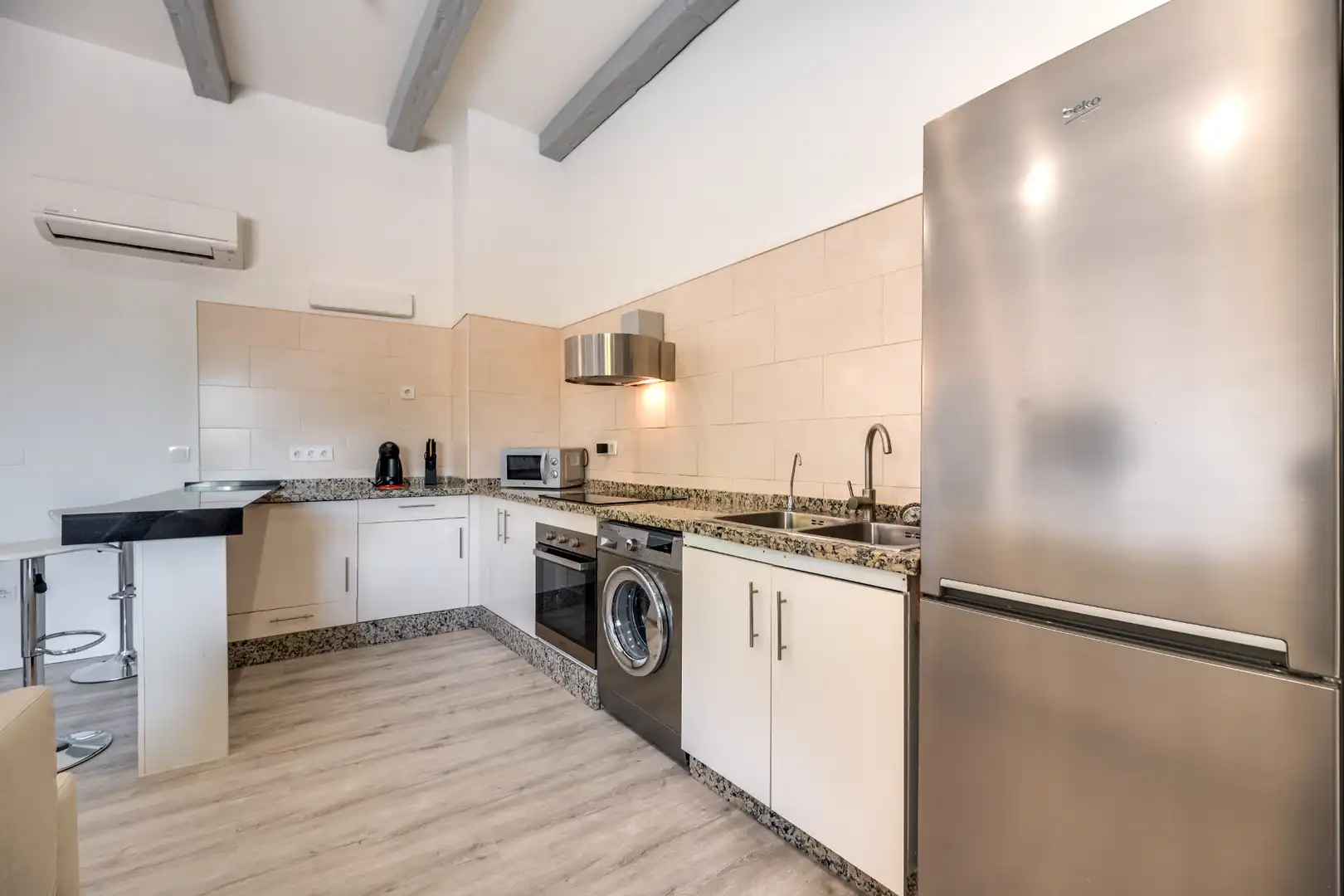 Apartament de lloguer a Calle Juan Larrea, Miraflores del Palo