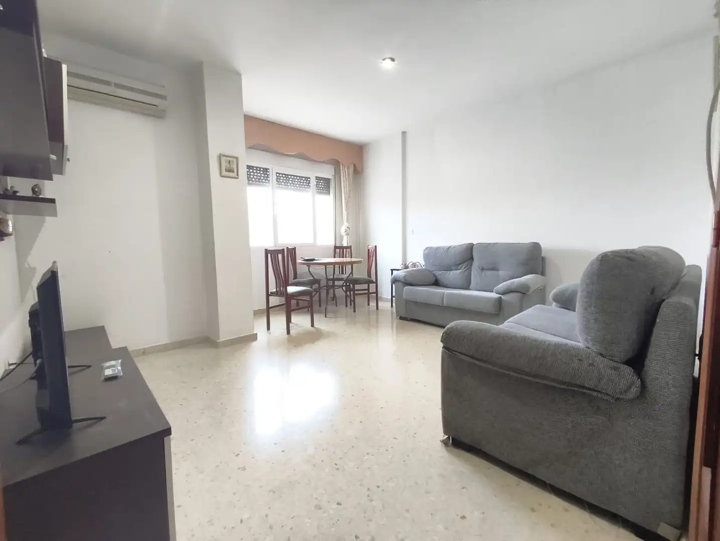 Sala d'estar de Pis en venda en Valdepasillas - La Paz - Huerta Rosales