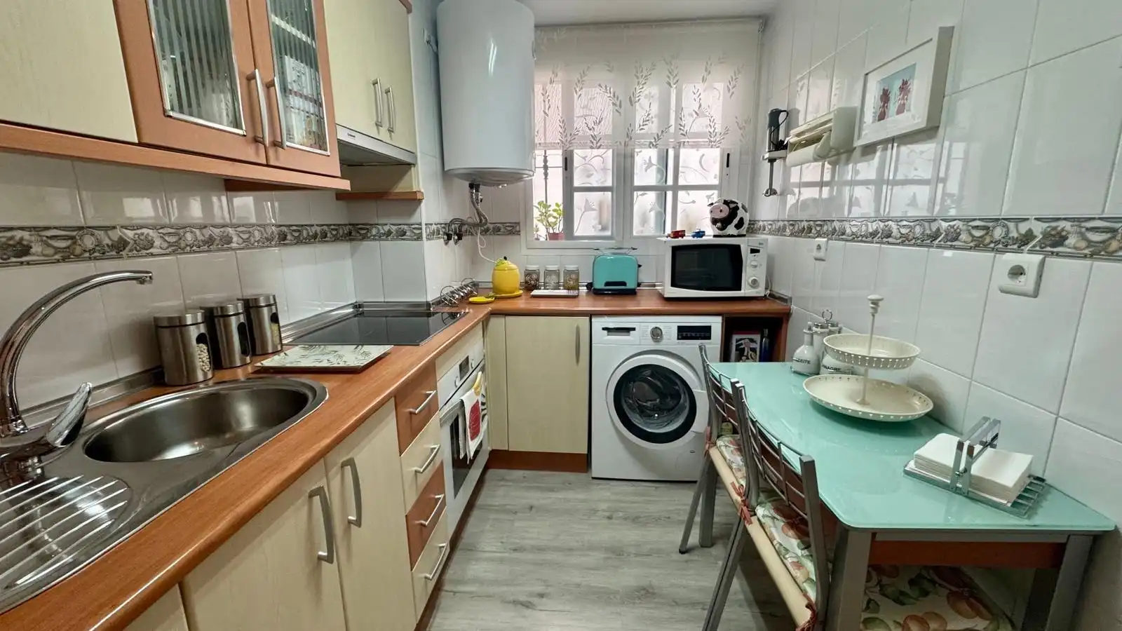 Kitchen of Flat for sale in Rincón de la Victoria  with Air Conditioner, Terrace and Community pool