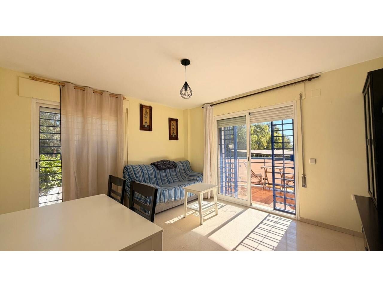 Bedroom of Flat for sale in Vélez-Málaga  with Terrace and Community pool