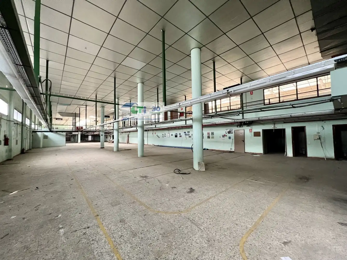 Nau industrial de lloguer en Zaragoza
