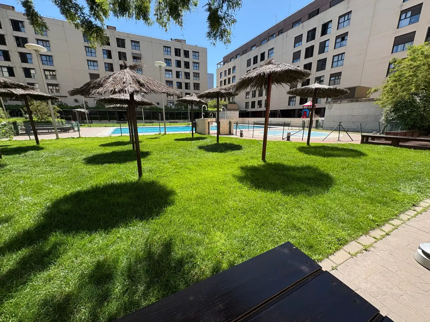 Swimming pool of Flat for sale in Madrid  with Air Conditioner, Heating and Storage room