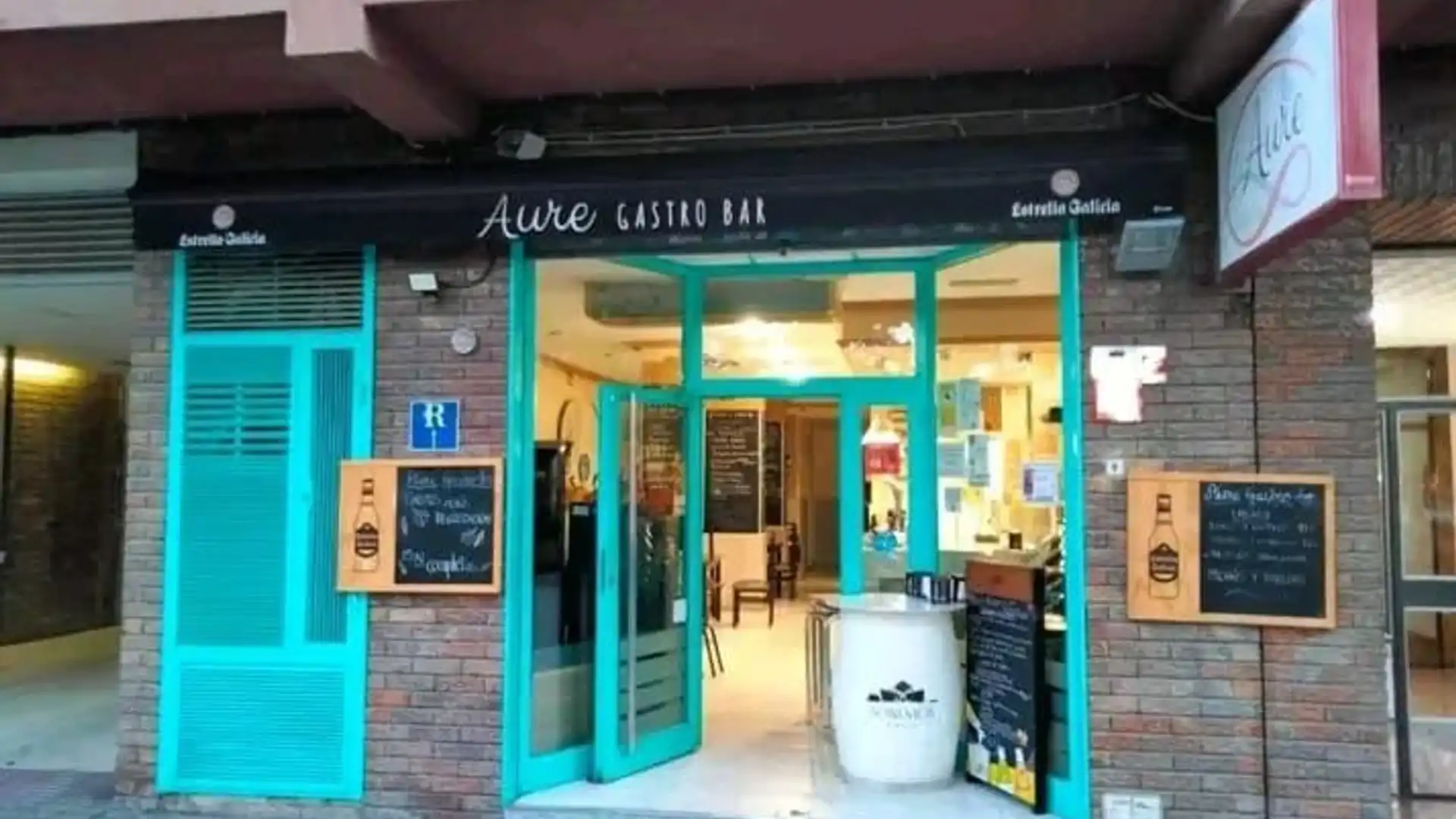 Local en traspaso en  Zaragoza Capital con Aire acondicionado, Terraza y Amueblado