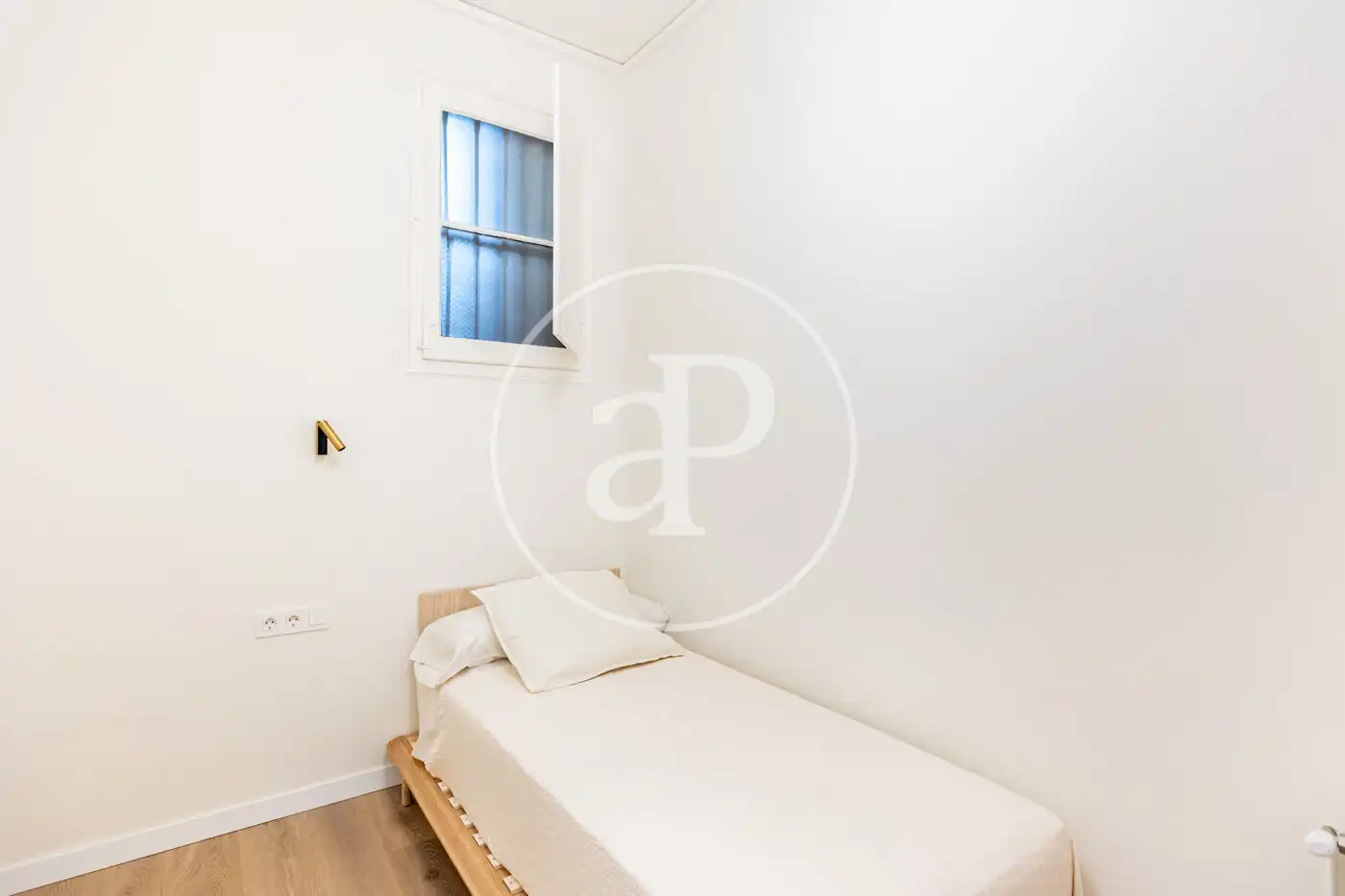 Schlafzimmer von Wohnung zum Verkauf in Barcelona mit Klimaanlage, Heizung und Möbliert