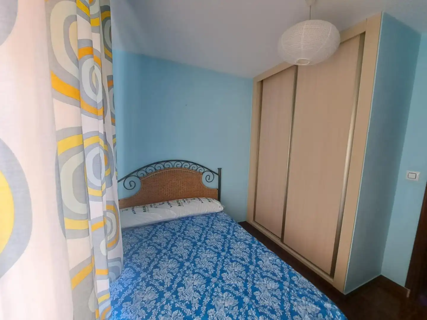 Bedroom of Flat for sale in Rota