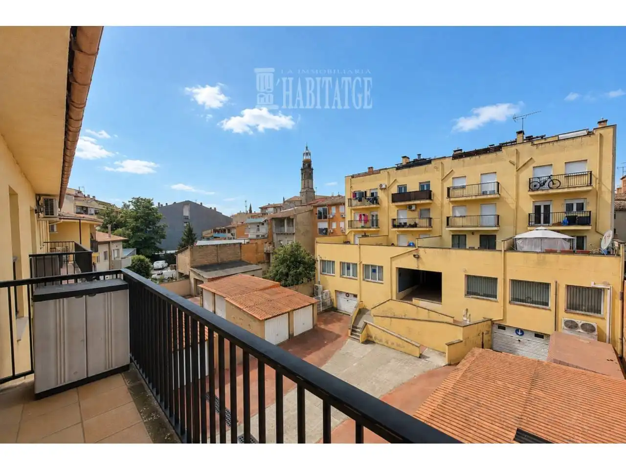 Terraza de Piso en venta en Manlleu con Calefacción, Terraza y Balcón