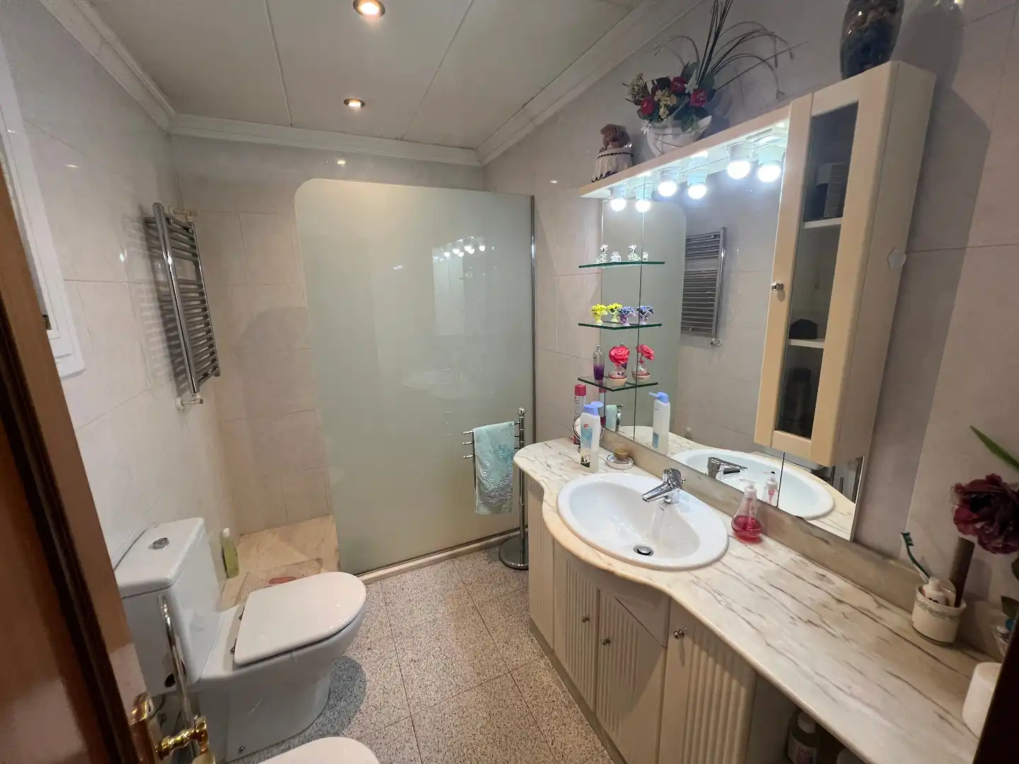 Bathroom of Detached homes for sale in Vilagrassa  with Air Conditioner, Heating and Terrace