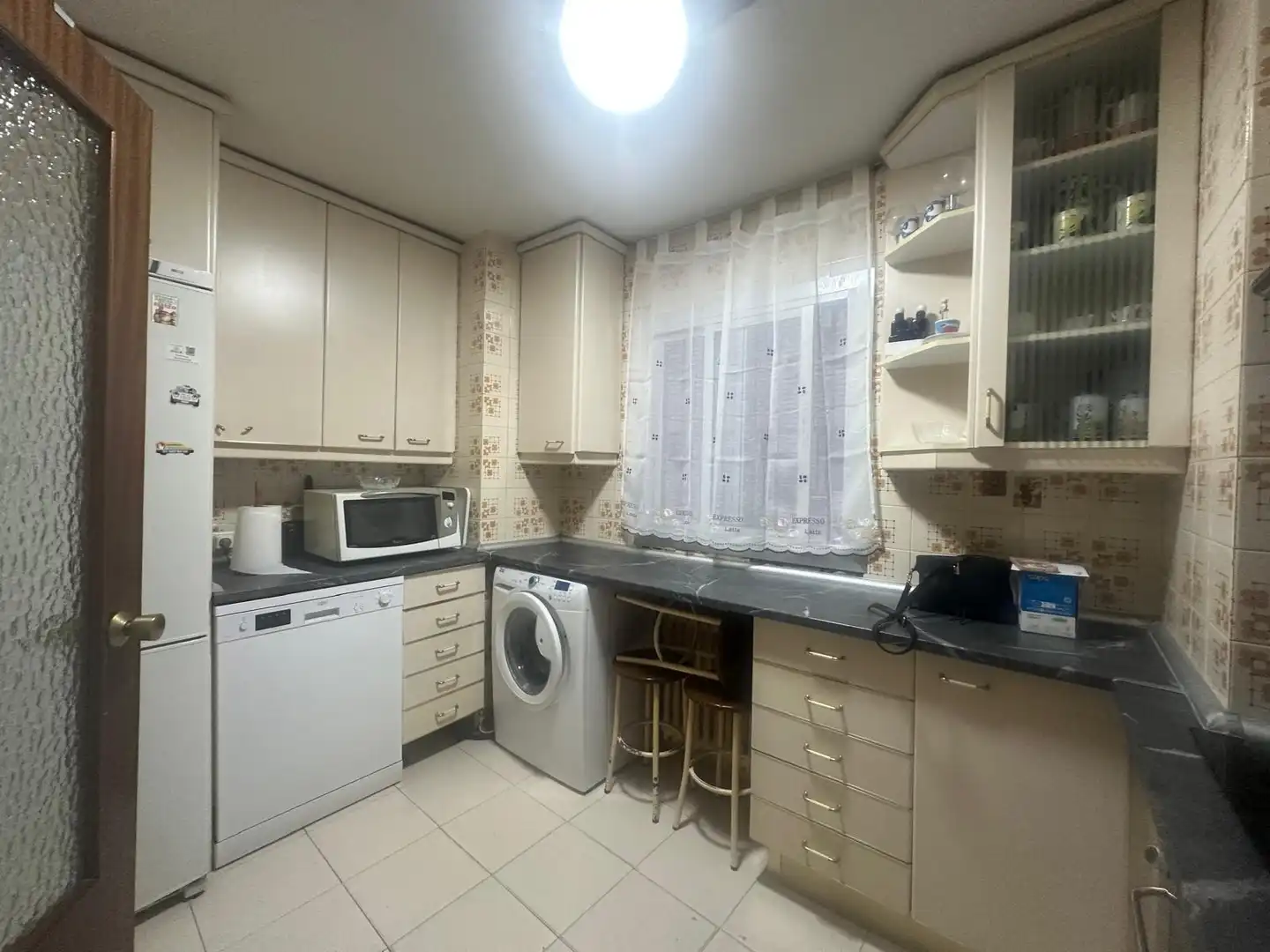 Kitchen of Flat for sale in Madrid  with Heating, Terrace and Furnished