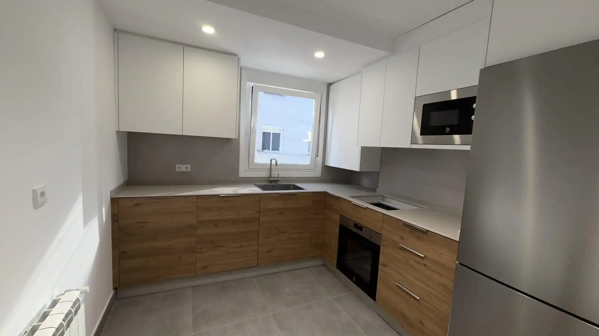 Piso con terraza en venta en Avenida BUENOS AIRES, imagen 3