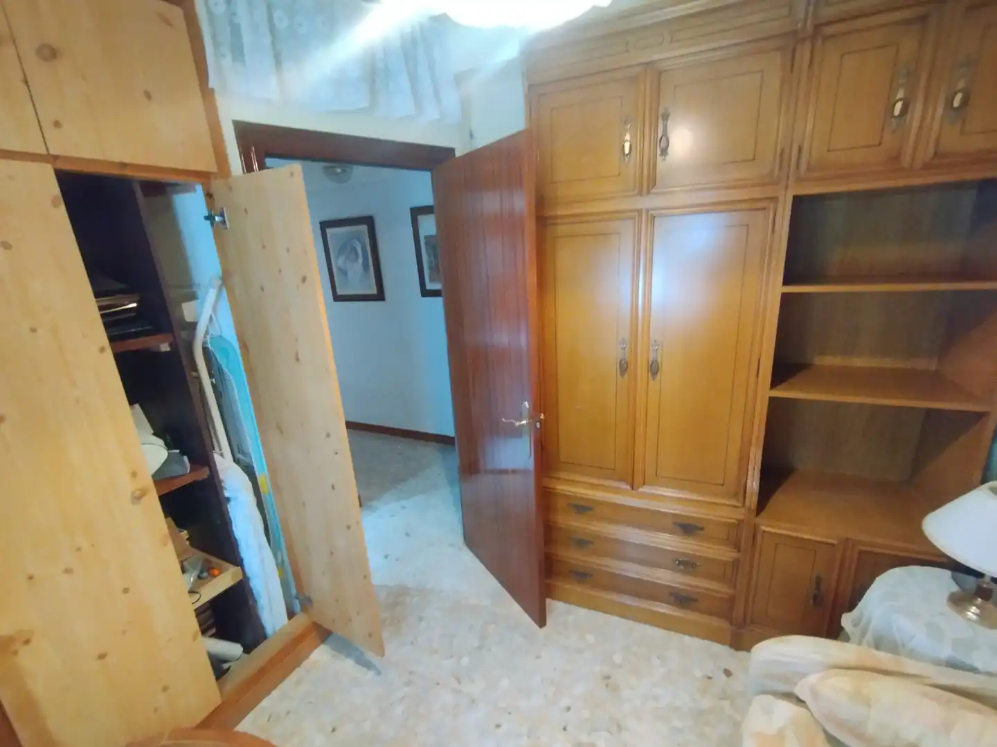 Wohnung zum Verkauf in Zaragoza mit Heizung, Terrasse und Möbliert