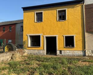 Vista exterior de Finca rústica en venda en Ponferrada amb Terrassa