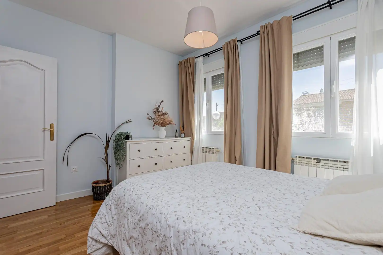 Bedroom of Houses for sale in Guadalix de la Sierra  with Heating, Terrace and Swimming Pool