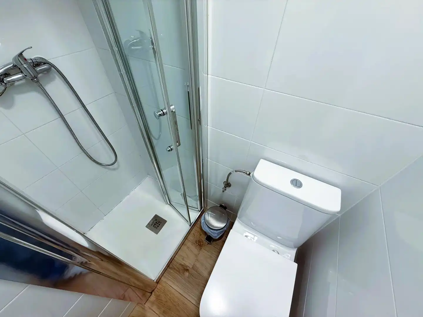Bathroom of Flat for rent in Ronda