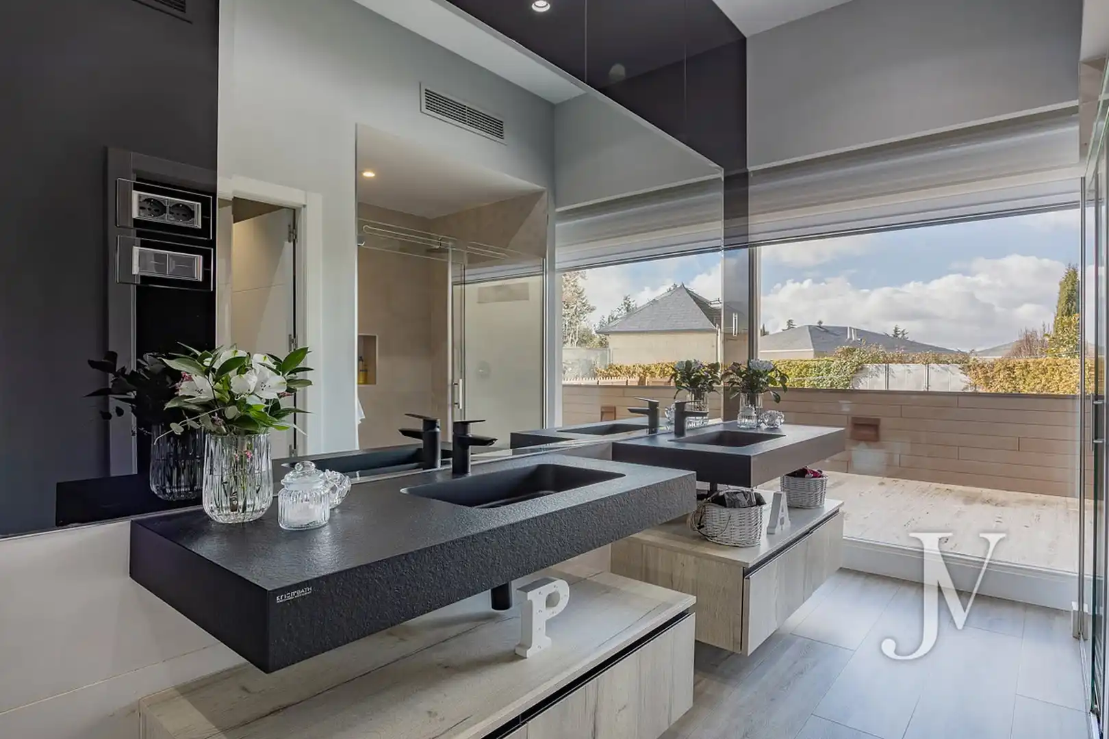 Baño de Casa o chalet en venta en Madrid con Aire acondicionado, Calefacción y Jardín privado