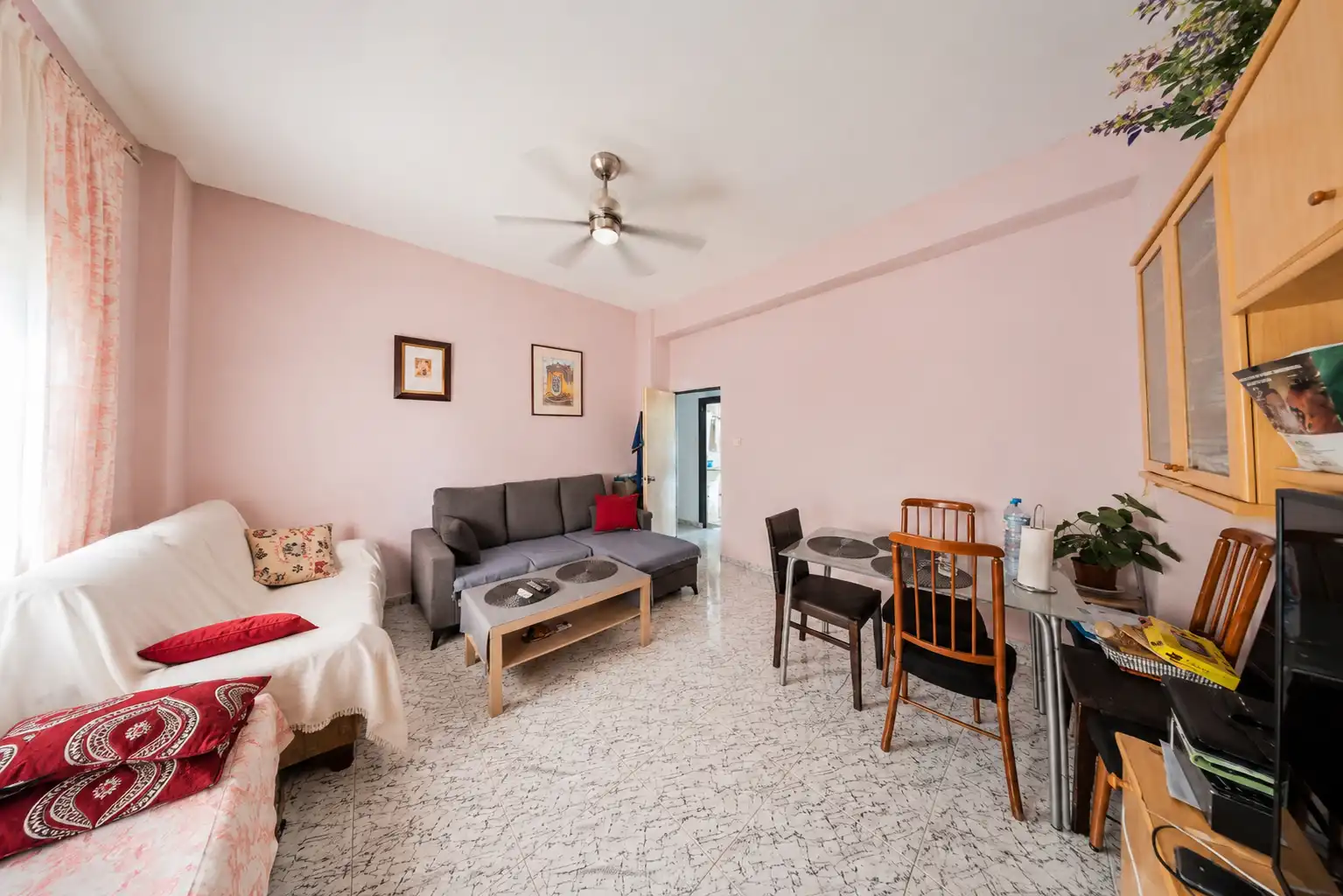 Wohnzimmer von Erdgeschoss zum Verkauf in Murcia mit Möbliert