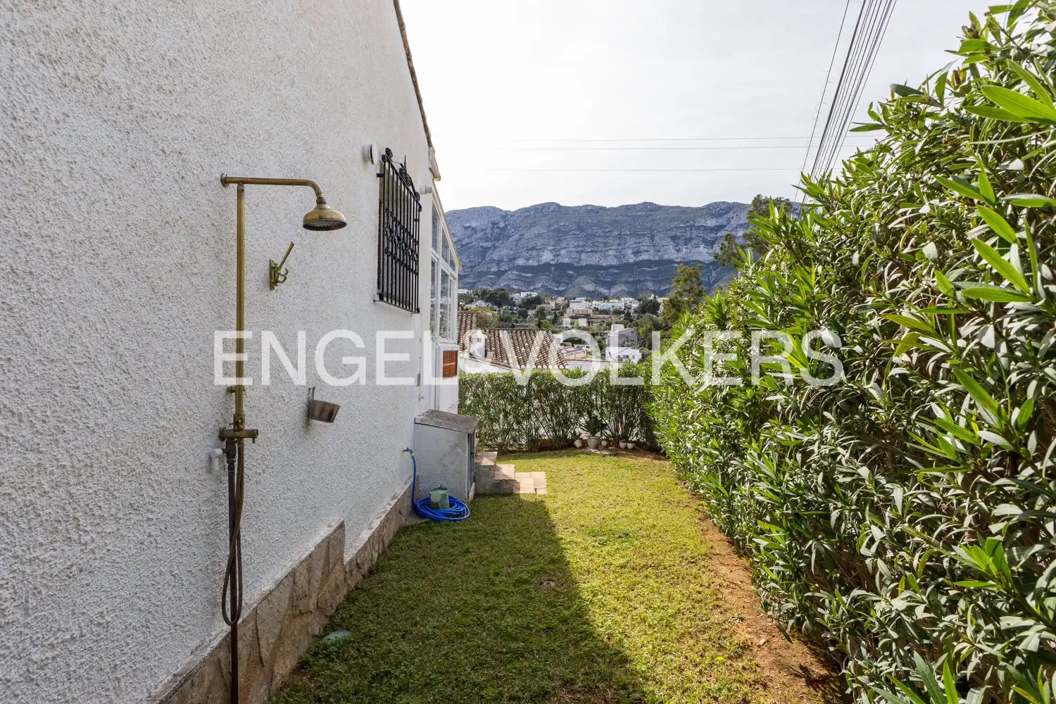 Houses for sale in Las Rotas / Les Rotes
