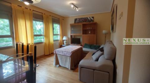 Foto 3 de Apartamento de alquiler en Centro, Cáceres Capital