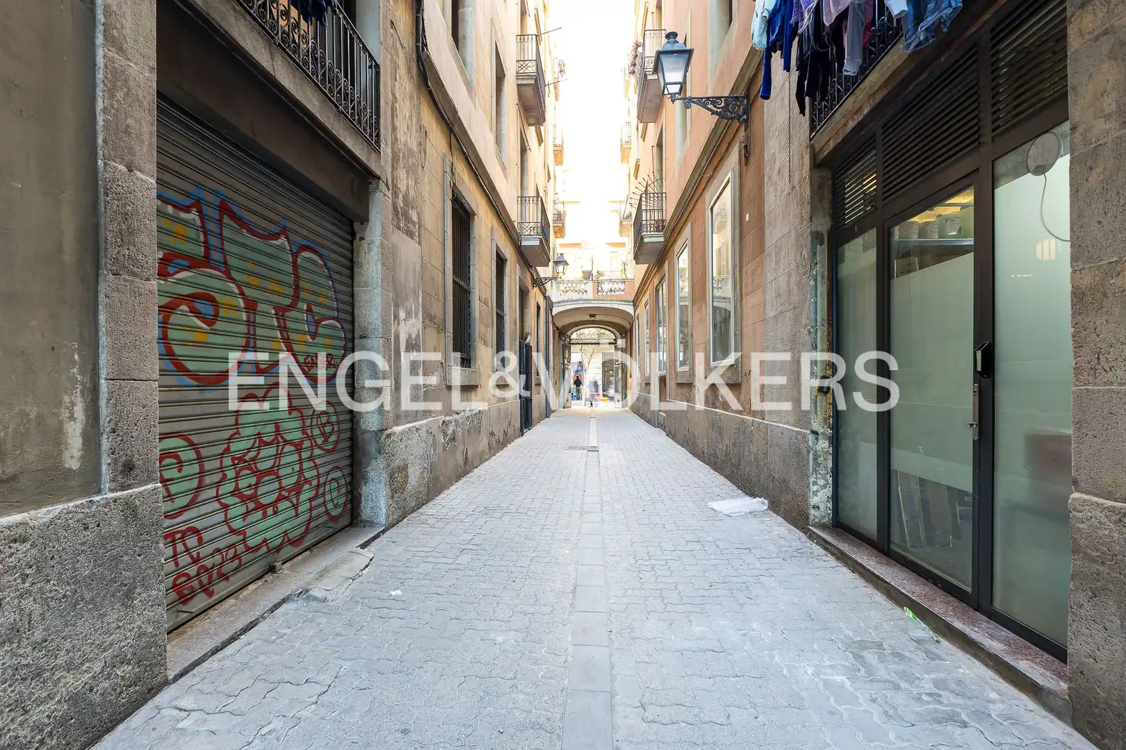 Vista exterior de Piso en venta en Barcelona con Aire acondicionado, Calefacción y Amueblado