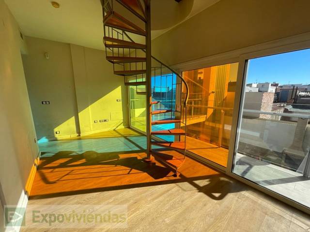 Apartamento en Venta en Calle Castillo Monzon-Bo Peral en Barrio de Peral - San Félix