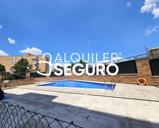 Swimming pool of Flat to rent in  Madrid Capital  with Swimming Pool