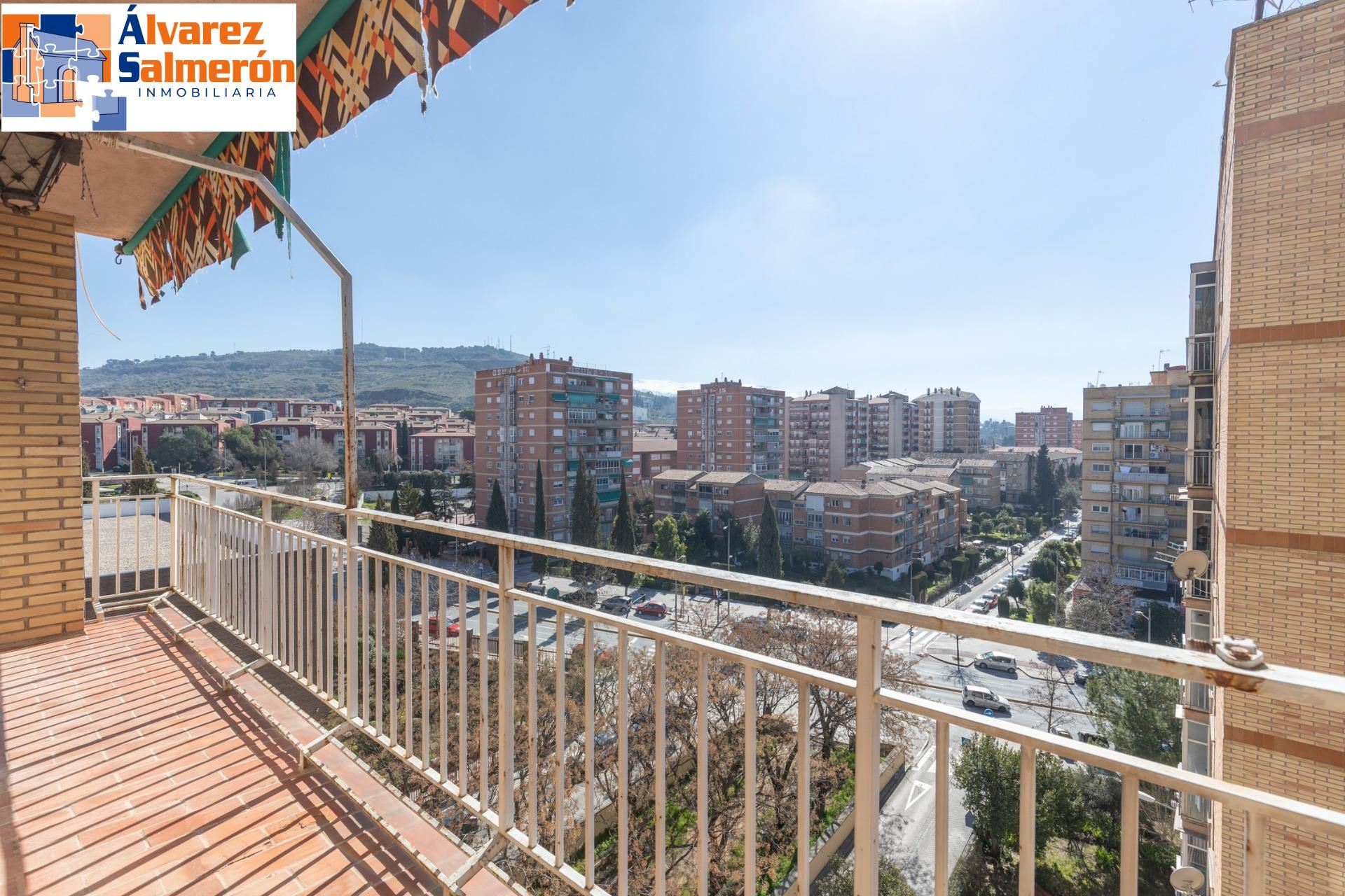 Flat for sale in Cartuja, Norte