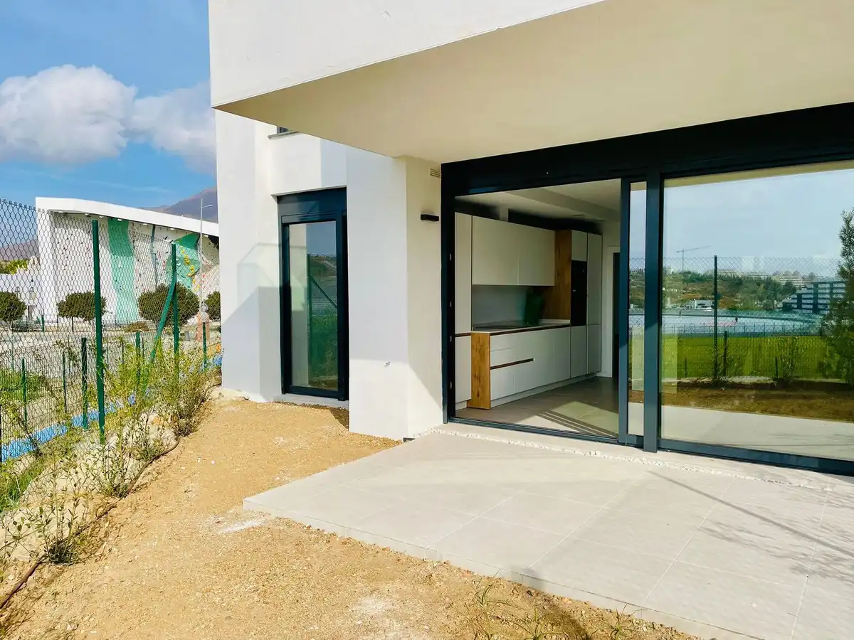 Piso con piscina en venta en Estepona - Estepona,Centro,Avenida Juan Carlos I, imagen 24