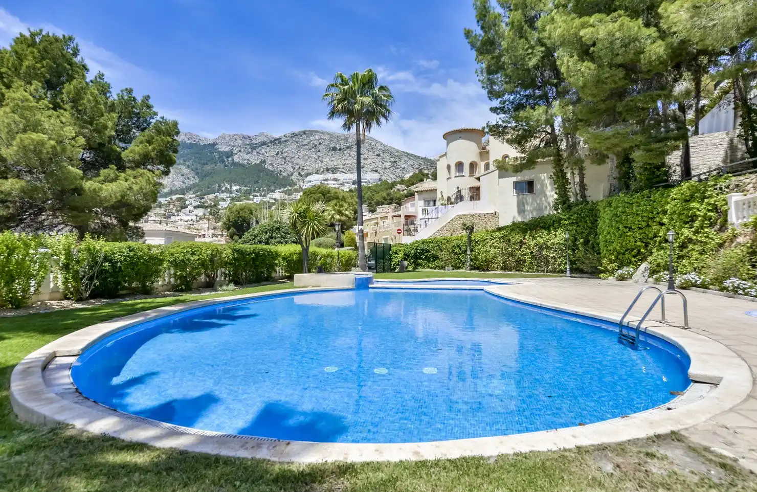 Swimming pool of Detached homes for rent in El Campello  with Air Conditioner, Heating and Terrace