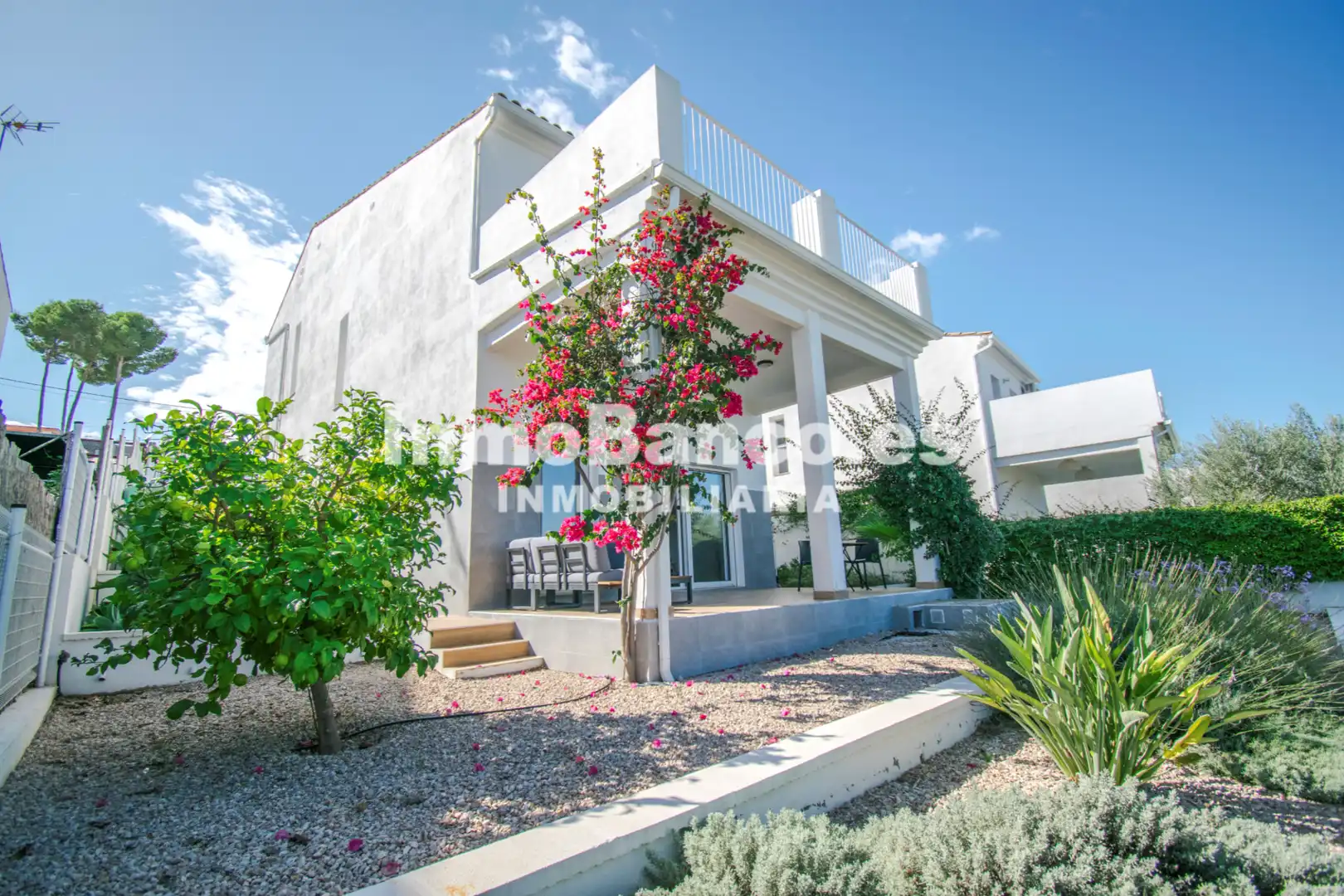 Detached house with pool for sale in Carrer Illes Columbretes 4, imagen 5