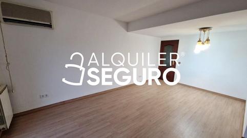 Photo 3 of Flat to rent in Rio Ebro, Valdezarza, Madrid