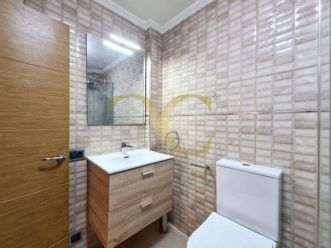 Pis en venda a Calle Aureliano San Román, Milán - Pumarín