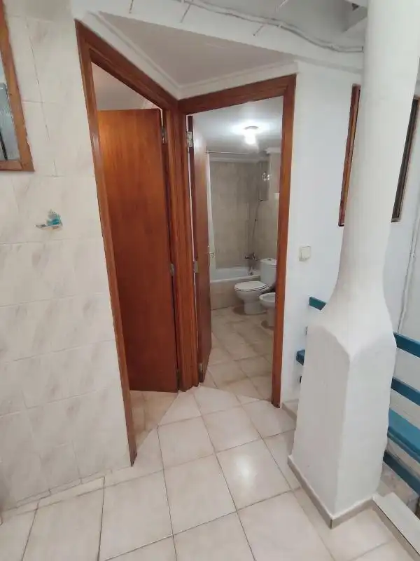Casa aparellada amb terrassa en venda a Pego, imagen 16