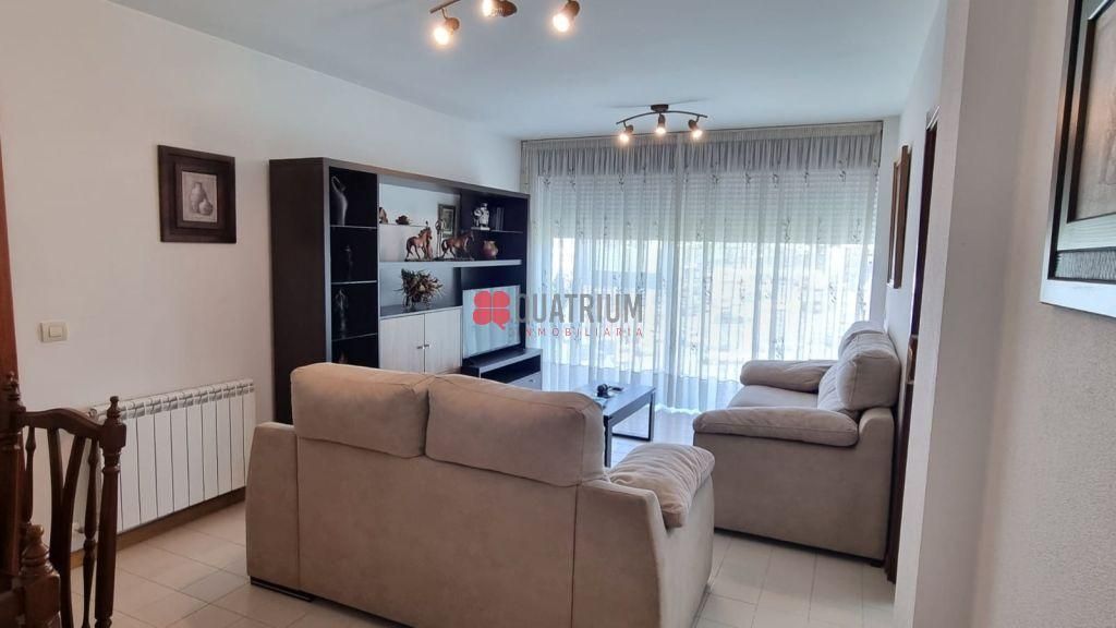 Sala d'estar de Pis de lloguer en Santiago de Compostela  amb Traster