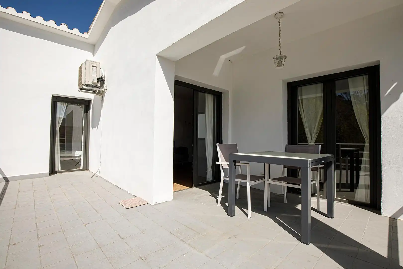 Terrasse von Wohnung zur Miete in Sant Martí de Llémena mit Klimaanlage, Privatgarten und Terrasse