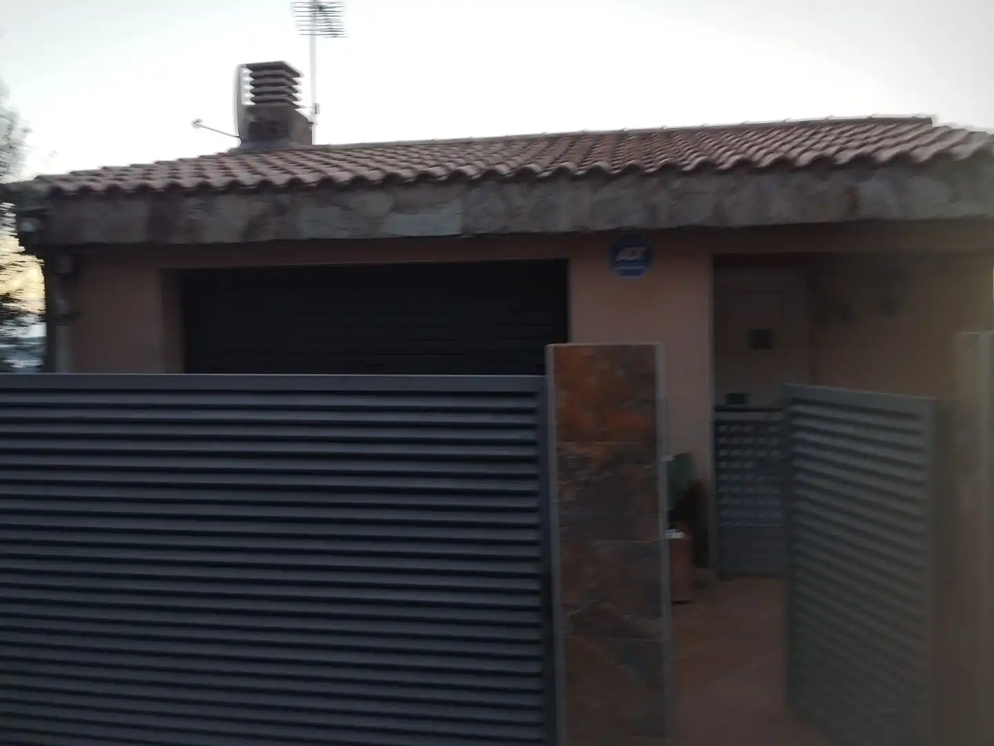 Vista exterior de Casa o chalet en venta en Abrera, Barcelona