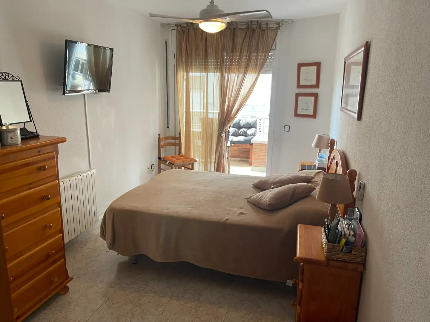 Habitación de Piso en venta en Pineda de Mar con Calefacción, Amueblado y Horno